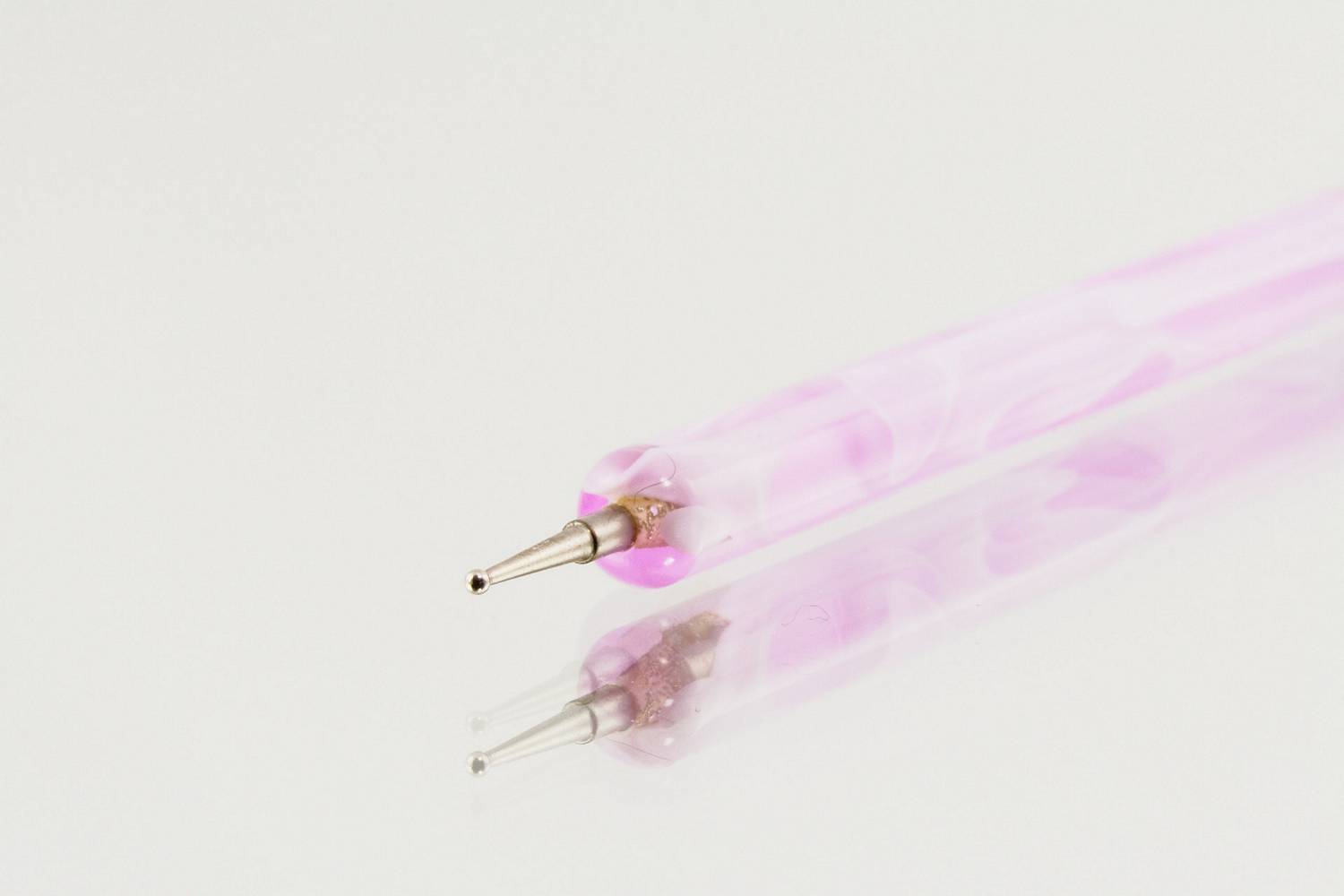 Jak używać frezarki do paznokci?