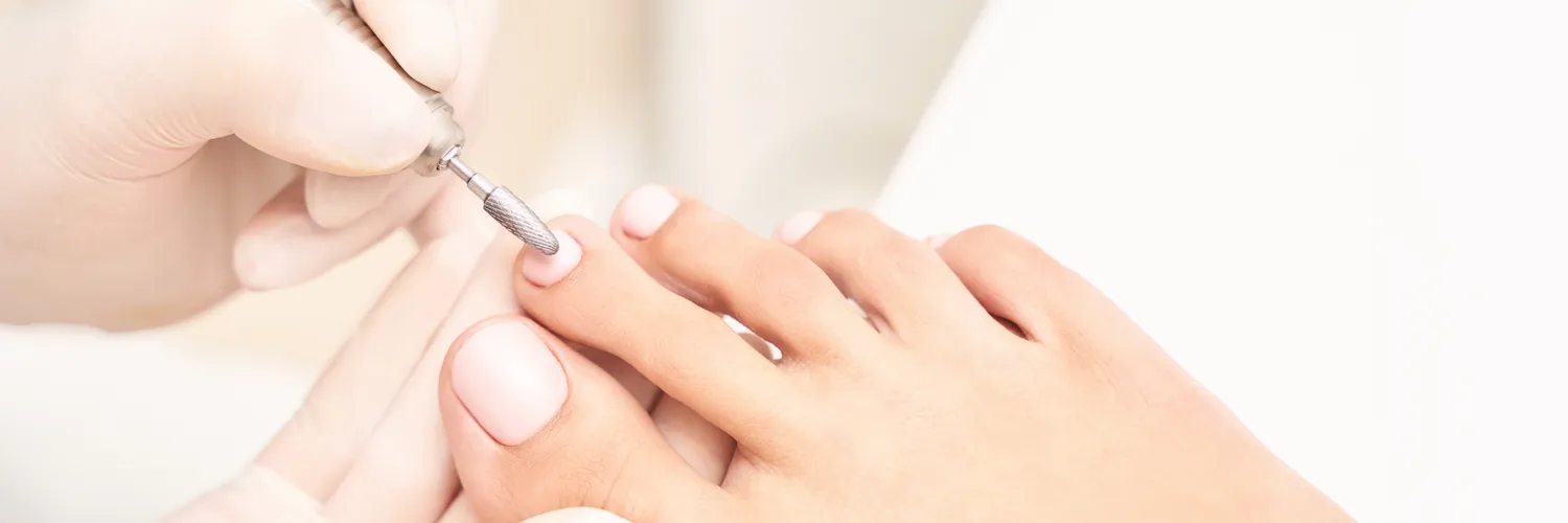Pedicure leczniczy - czym jest, jak wygląda, kiedy warto go wybrać?